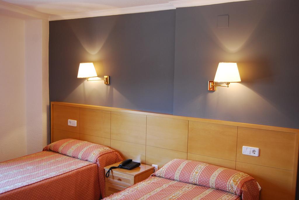 Hotel Santa Faz San Juan  Exteriör bild