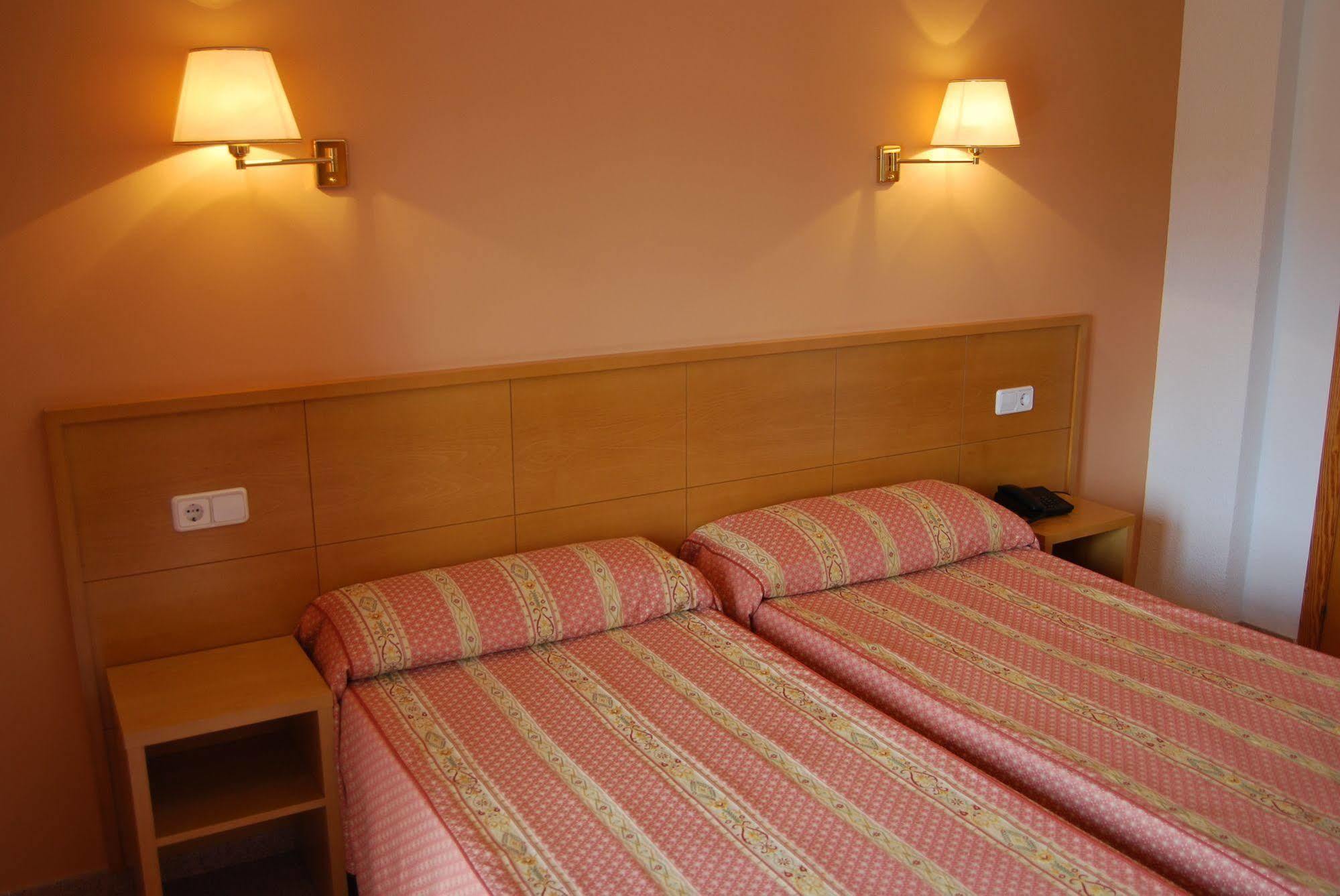 Hotel Santa Faz San Juan  Exteriör bild